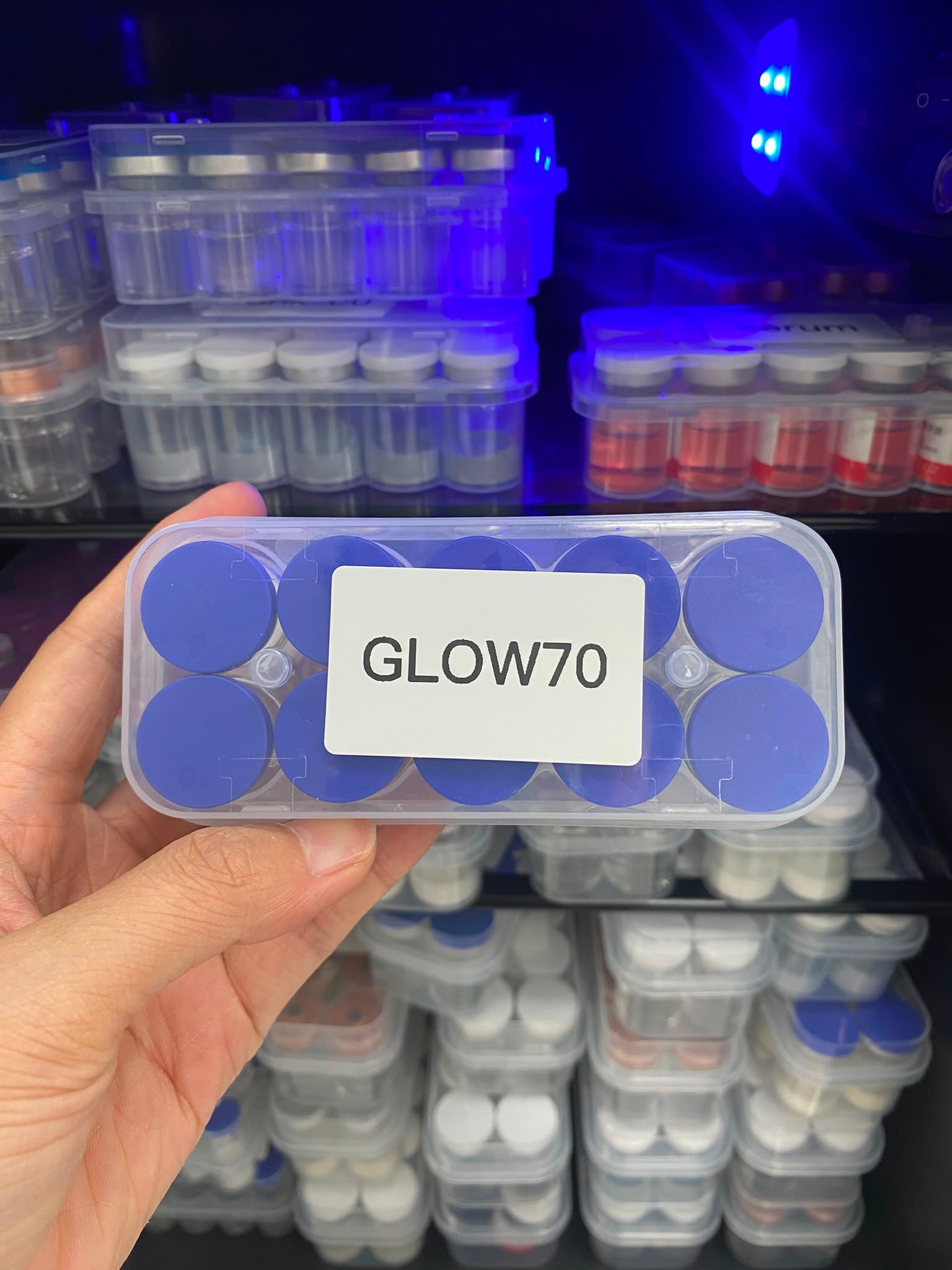 GLOW70